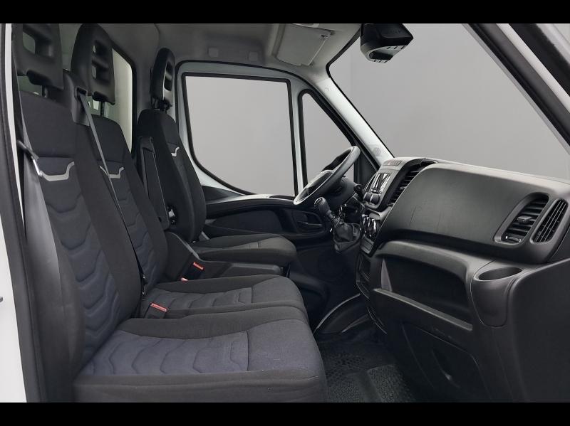 Image IVECO Daily CCb 35C16H3.0 Empattement 4100