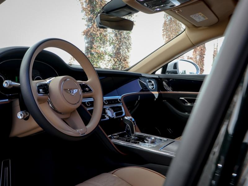 Image BENTLEY Flying Spur Mulliner V8 Hybrid 4.0 782ch