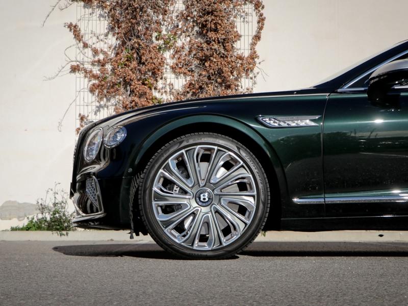 Image BENTLEY Flying Spur Mulliner V8 Hybrid 4.0 782ch