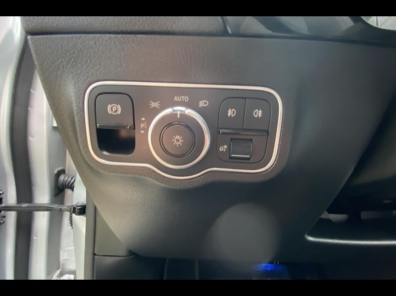 Image MERCEDES-BENZ GLA 200 d 150ch Business Line 8G-DCT