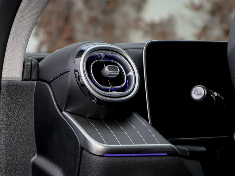 Image MERCEDES-BENZ GLC 220 d 197ch AMG Line 4Matic 9G-Tronic