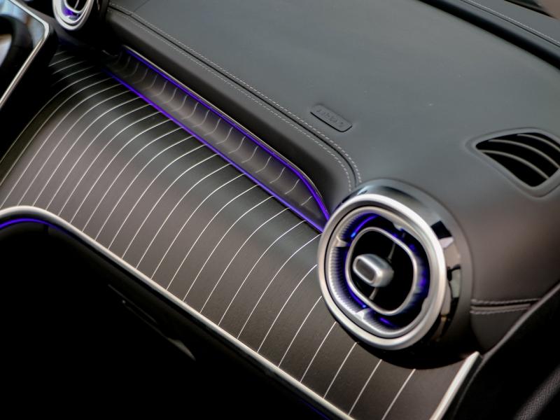 Image MERCEDES-BENZ GLC 220 d 197ch AMG Line 4Matic 9G-Tronic