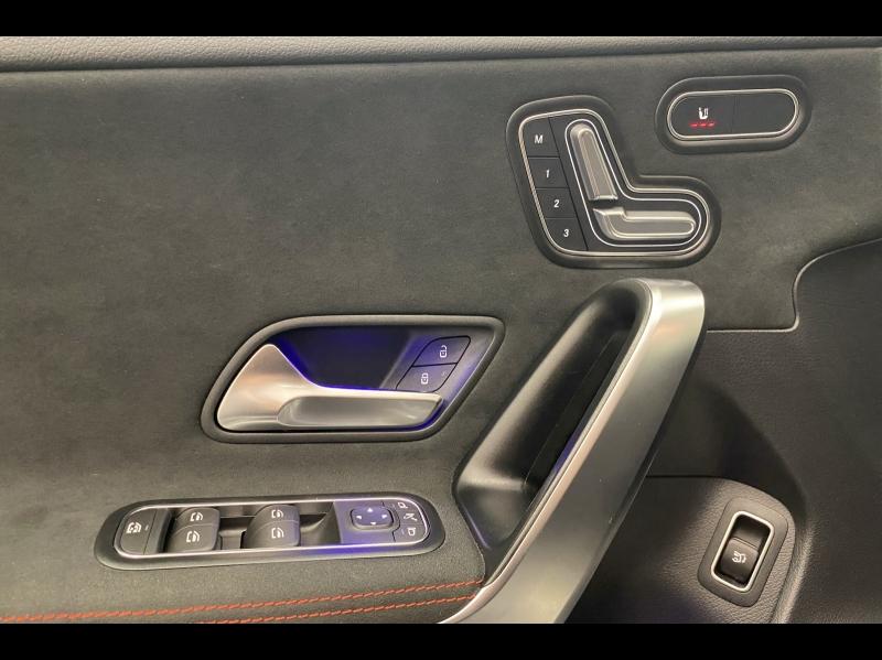 Image MERCEDES-BENZ CLA Shooting Brake 200 d 150ch AMG Line 8G-DCT