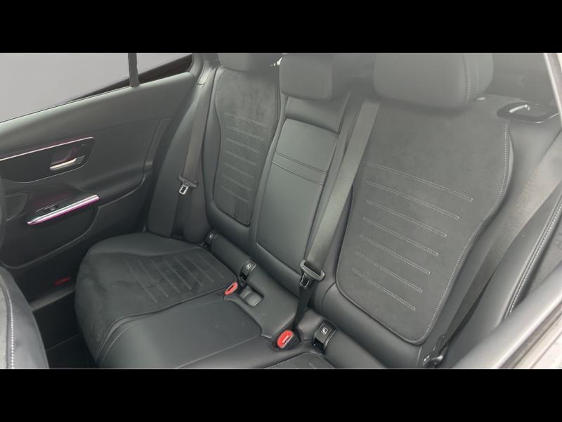 Image MERCEDES-BENZ Classe C Break 300 e Hybrid EQ 204+129ch AMG Line