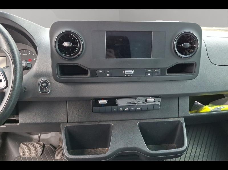 Image MERCEDES-BENZ Sprinter CCb 516 CDI 43 3T5 Propulsion 7G-Caisse meuble