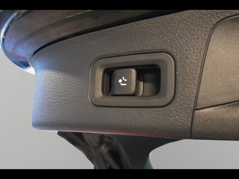 Image MERCEDES-BENZ GLA 250 e 160+102ch AMG Line 8G-DCT