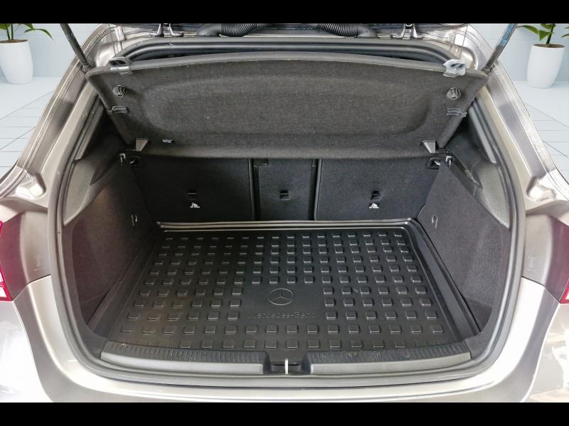 Image MERCEDES-BENZ Classe A Berline 200 d 150ch AMG Line 8G-DCT