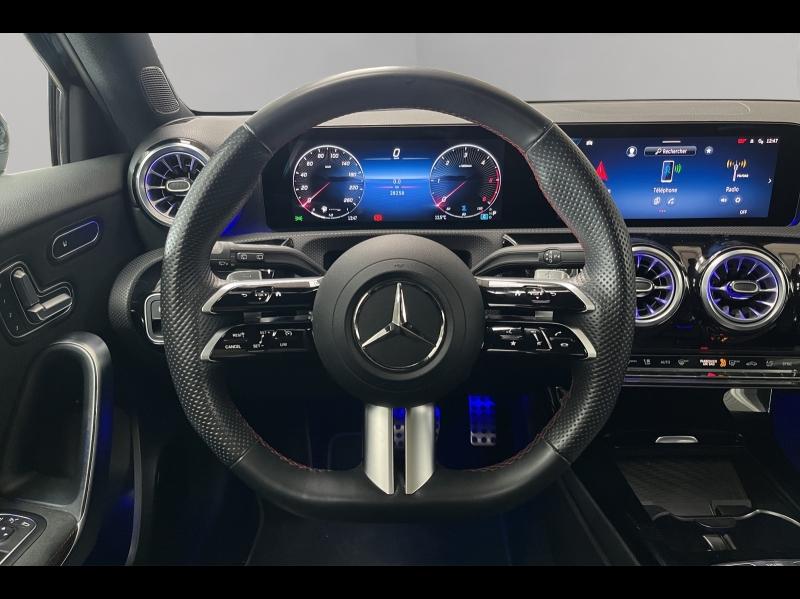Image MERCEDES-BENZ Classe A 180 d 116ch AMG Line 8G-DCT