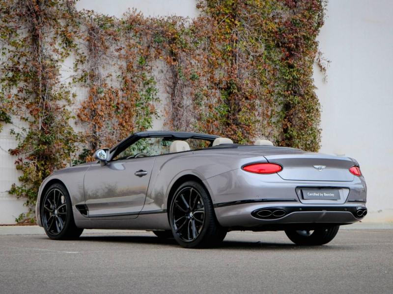 Image BENTLEY CONTINENTAL GTC V8 4.0 550ch