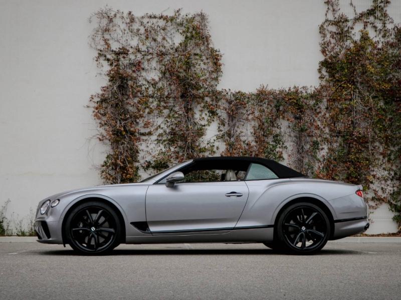 Image BENTLEY CONTINENTAL GTC V8 4.0 550ch