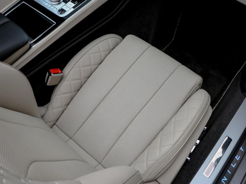 Image BENTLEY CONTINENTAL GTC V8 4.0 550ch