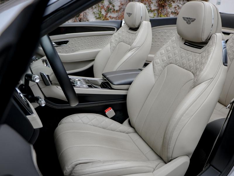 Image BENTLEY CONTINENTAL GTC V8 4.0 550ch