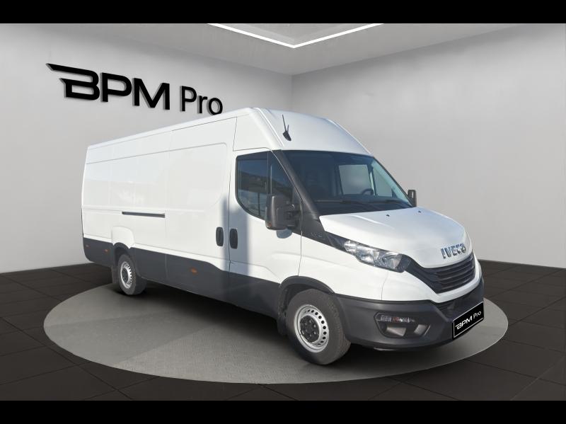 Image IVECO Daily 35S Fg 35-160V16 / FOURGON / 16m3 / 2024 / 35S16V16 /