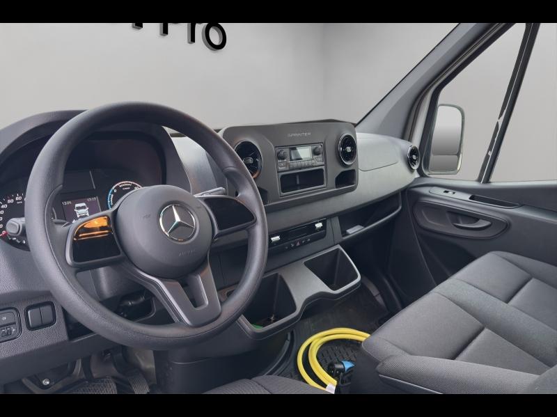 Image MERCEDES-BENZ Sprinter Fg 312 eSprinter 39 3T5 3 batteries