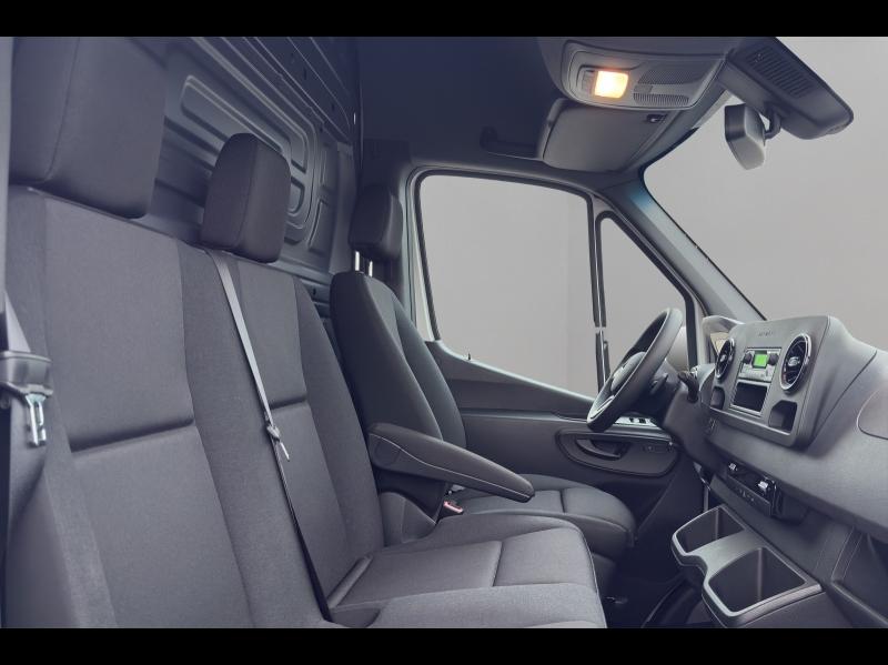 Image MERCEDES-BENZ Sprinter Fg 312 eSprinter 39 3T5 3 batteries