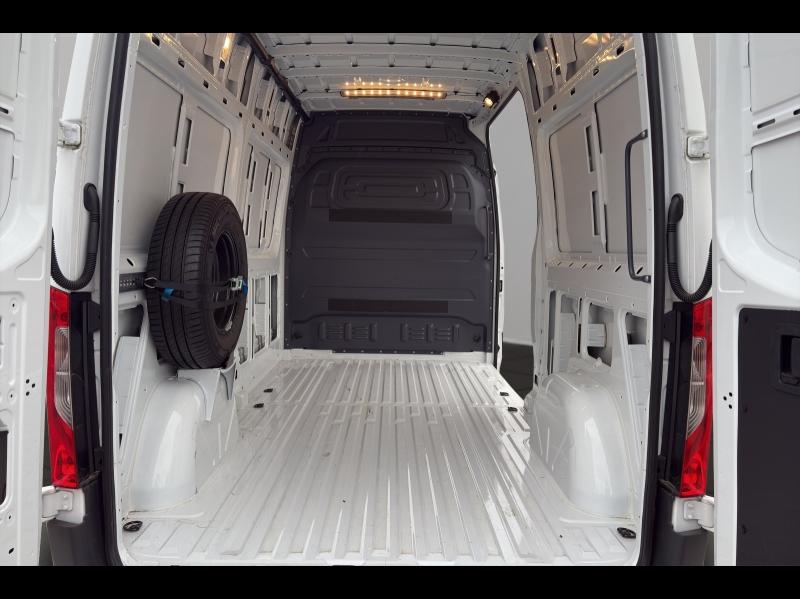 Image MERCEDES-BENZ Sprinter Fg 312 eSprinter 39 3T5 3 batteries