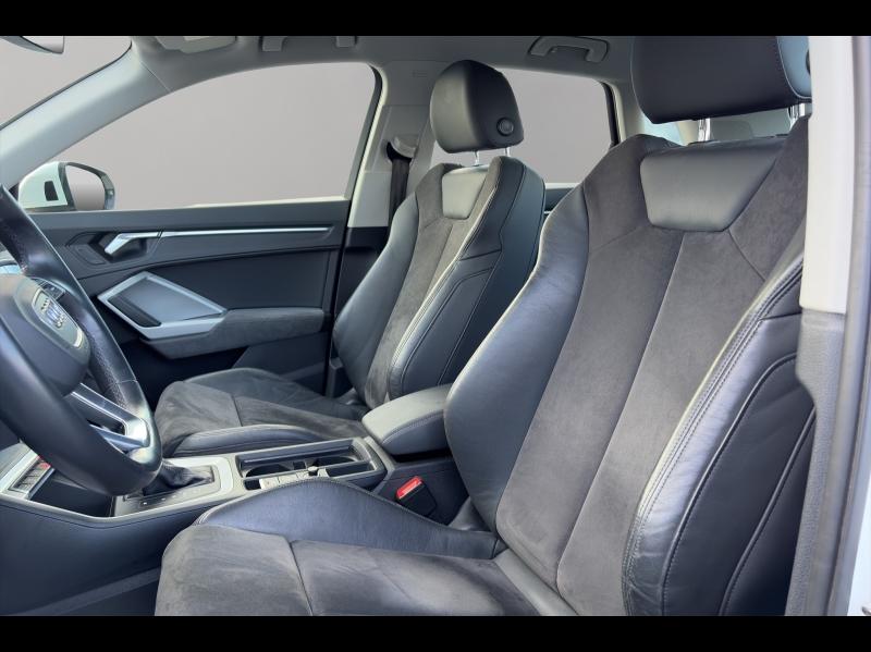 Image AUDI Q3 35 TFSI 150ch Mild Hybrid Design Luxe S tronic 7