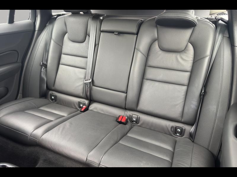 Image VOLVO V60 B4 197ch Ultra Style Dark DCT 7