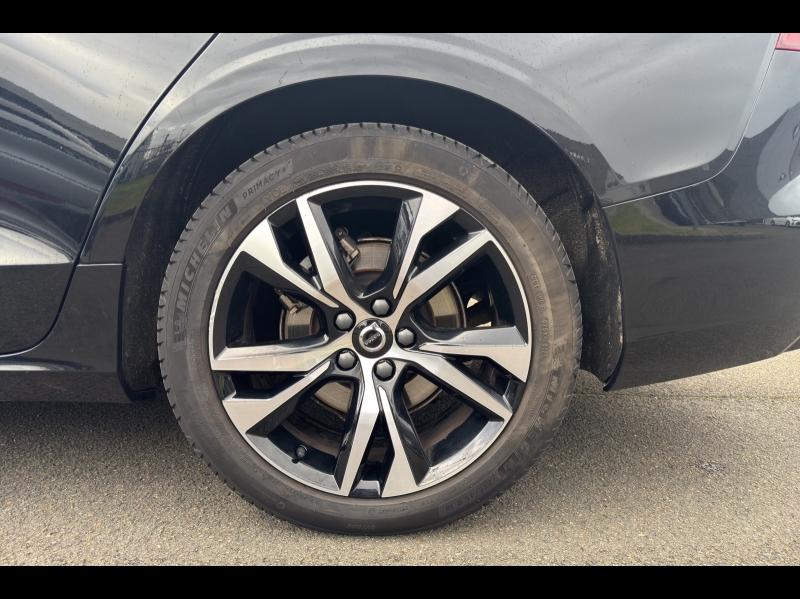 Image VOLVO V60 B4 197ch Ultra Style Dark DCT 7