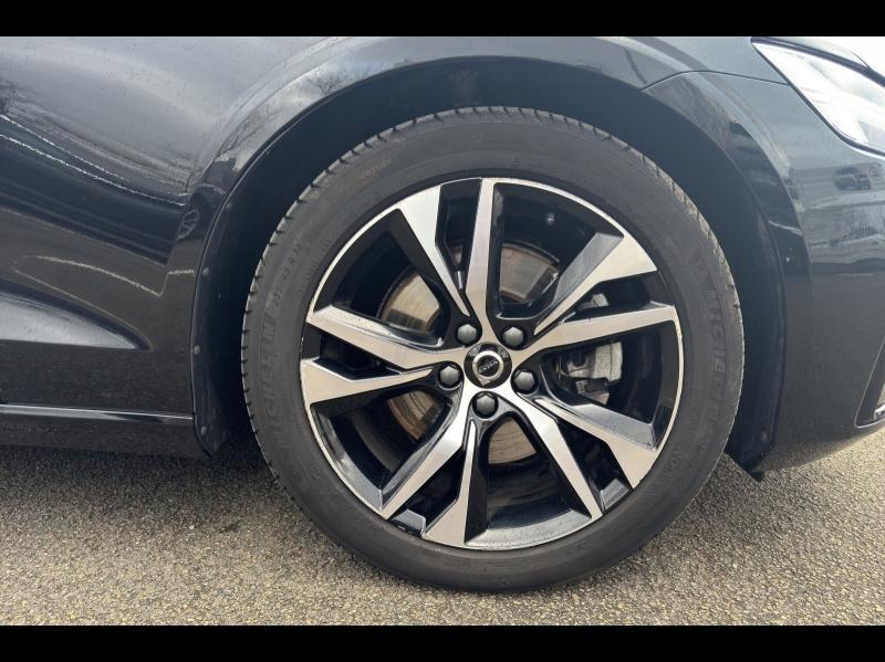 Image VOLVO V60 B4 197ch Ultra Style Dark DCT 7