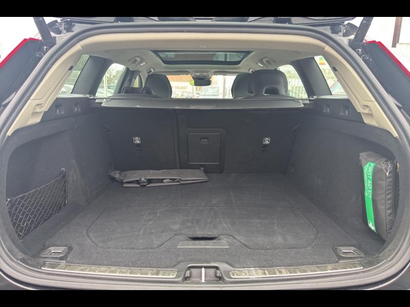 Image VOLVO V60 B4 197ch Ultra Style Dark DCT 7