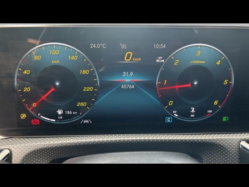 Image MERCEDES-BENZ CLA 180 d 2.0 116ch AMG Line