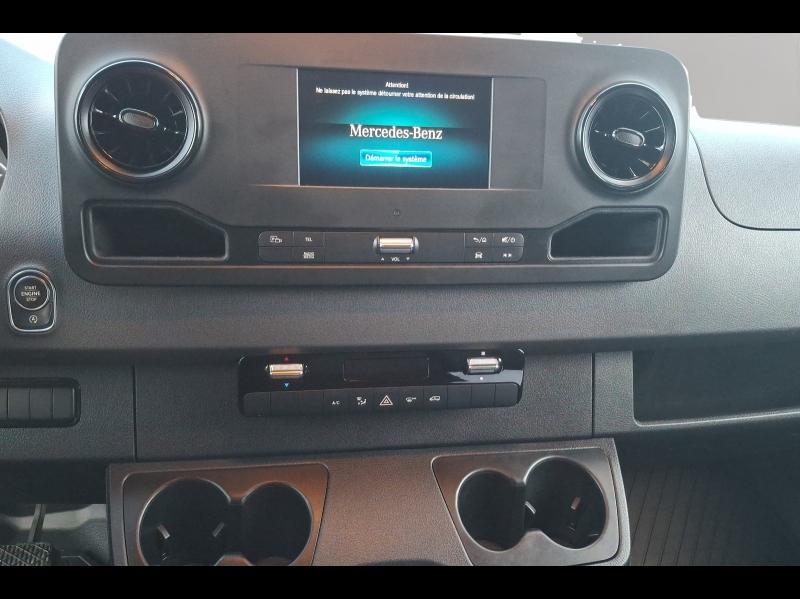 Image MERCEDES-BENZ Sprinter Fg 319 CDI 37 3T5 Pro PTRA 7000 Kg Propulsion Lourd 7G-Tronic Plus