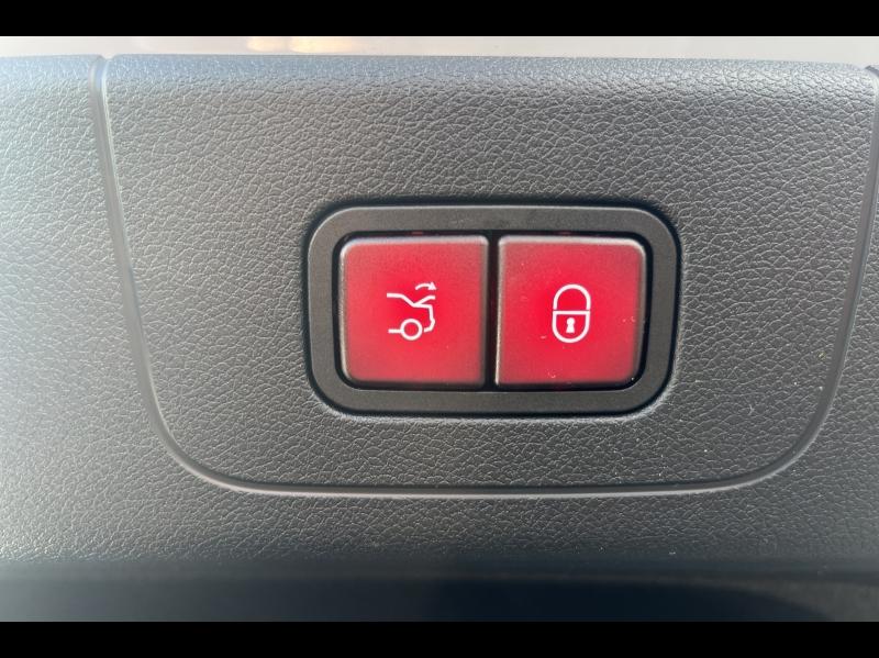 Image MERCEDES-BENZ CLA 220 163ch + 30ch AMG Line 8G-eDCT