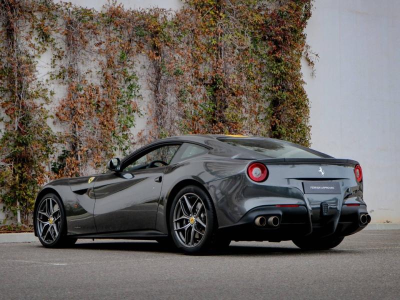 Image FERRARI F12 Berlinetta V12 6.3 740ch