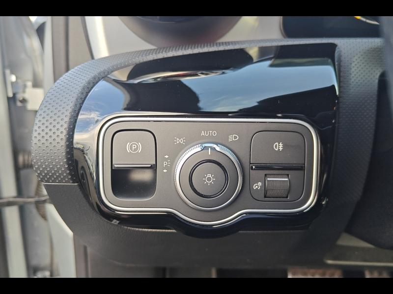 Image MERCEDES-BENZ Classe A Berline 200 d 150ch AMG Line 8G-DCT