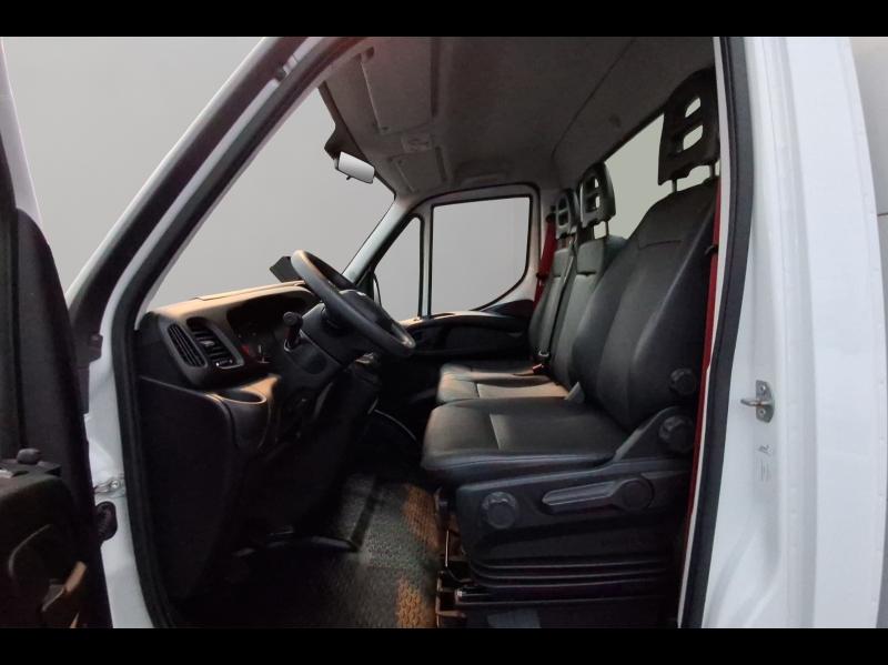 Image IVECO Daily CCb 35-160H / BENNE & COFFRE / 2023 / 3.0L 160CH /