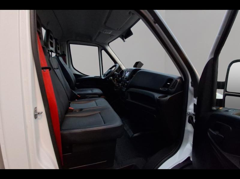 Image IVECO Daily CCb 35-160H / BENNE & COFFRE / 2023 / 3.0L 160CH /