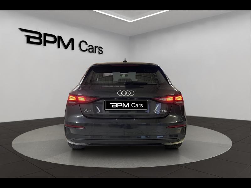 Image AUDI A3 Sportback 35 TFSI 150ch Mild Hybrid Design S tronic 7