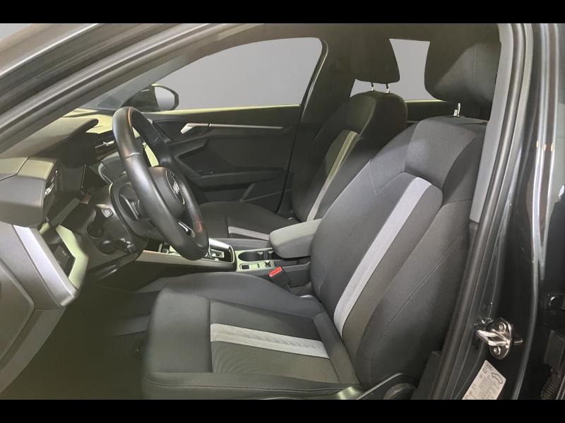 Image AUDI A3 Sportback 35 TFSI 150ch Mild Hybrid Design S tronic 7