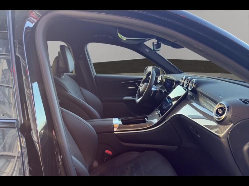 Image MERCEDES-BENZ GLC 220 d 197ch AMG Line 4Matic 9G-Tronic