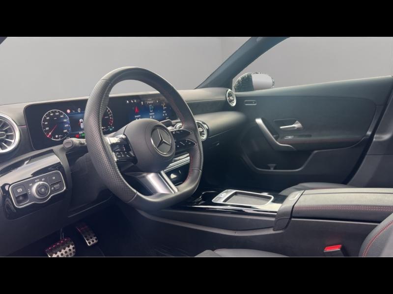 Image MERCEDES-BENZ Classe A 250 e Hybrid EQ 163+109ch AMG Line 8G-DCT