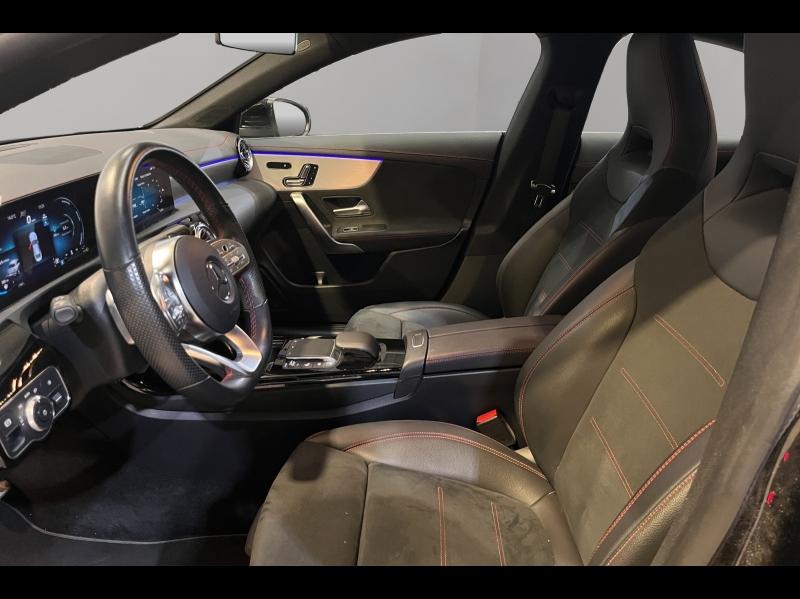 Image MERCEDES-BENZ CLA 200 d 150ch AMG Line 8G-DCT 8cv