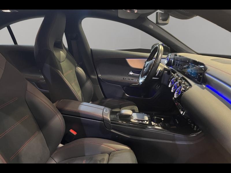 Image MERCEDES-BENZ CLA 200 d 150ch AMG Line 8G-DCT 8cv