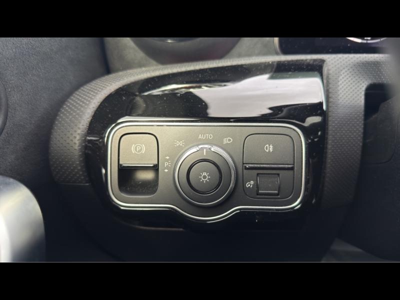 Image MERCEDES-BENZ Classe A 200 163ch AMG Line 7G-DCT