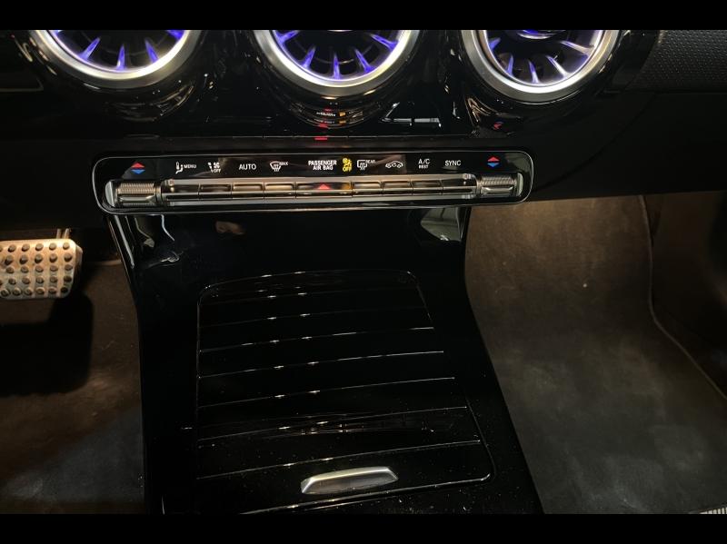 Image MERCEDES-BENZ CLA 200 d 150ch AMG Line 8G-DCT 8cv