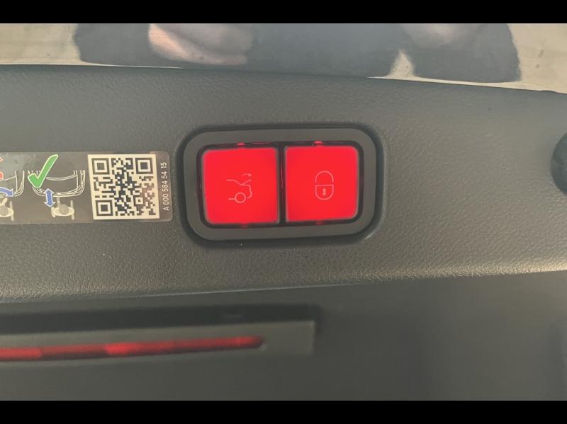 Image MERCEDES-BENZ Classe E 300 e 204+129ch AMG Line 9G-Tronic