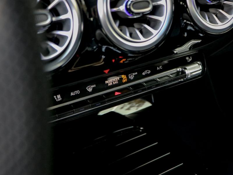 Image MERCEDES-BENZ Classe A 200 d 150ch AMG Line 8G-DCT