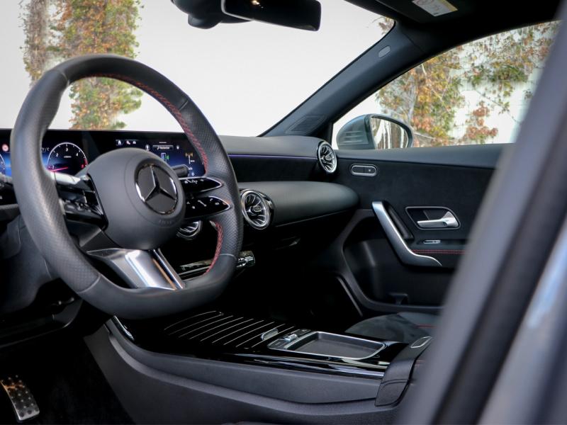 Image MERCEDES-BENZ Classe A 200 d 150ch AMG Line 8G-DCT