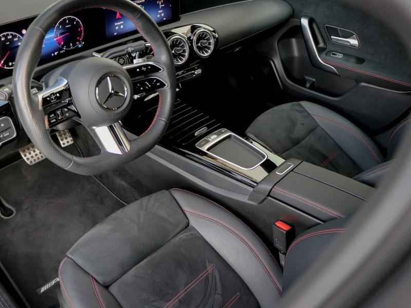 Image MERCEDES-BENZ Classe A 200 d 150ch AMG Line 8G-DCT