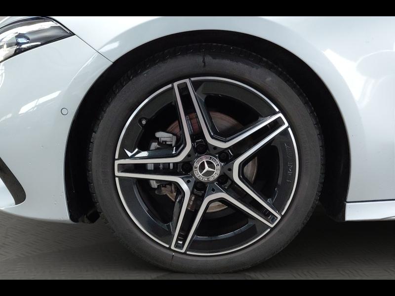 Image MERCEDES-BENZ Classe A 180 d 116ch AMG Line 8G-DCT