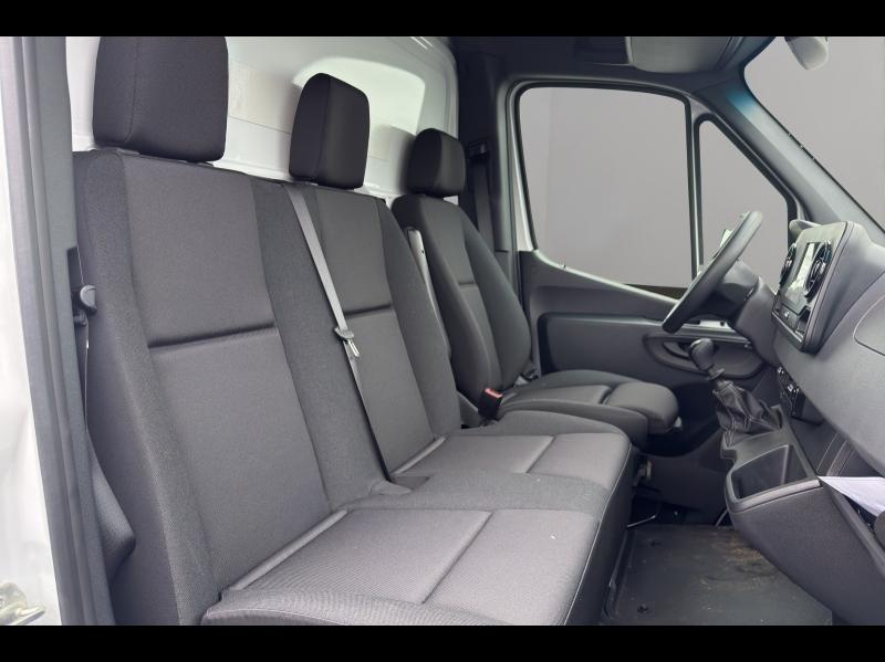 Image MERCEDES-BENZ Sprinter CCb 315 CDI 37 3T5 Propulsion CARROSSERIE LAMBERET