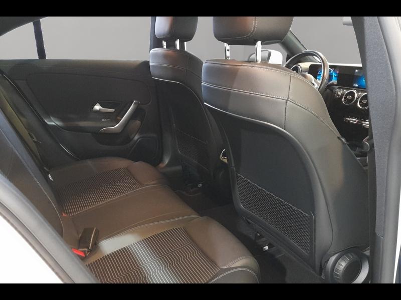 Image MERCEDES-BENZ CLA 180 136ch Progressive Line 7G-DCT