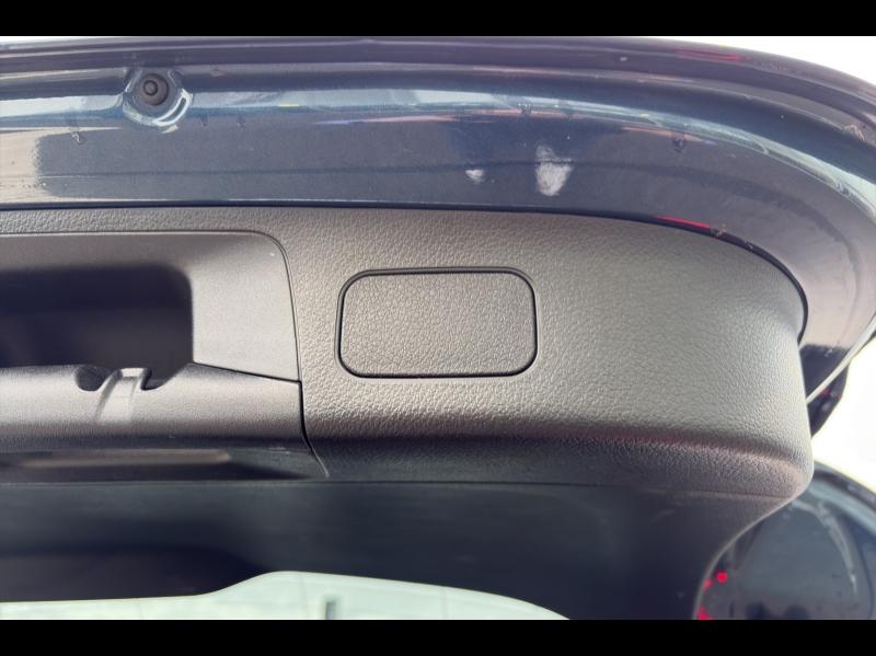 Image MERCEDES-BENZ GLA 200 d 150ch Progressive Line 8G-DCT