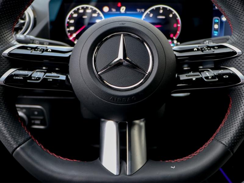 Image MERCEDES-BENZ GLA 200 d 150ch AMG Line 8G-DCT