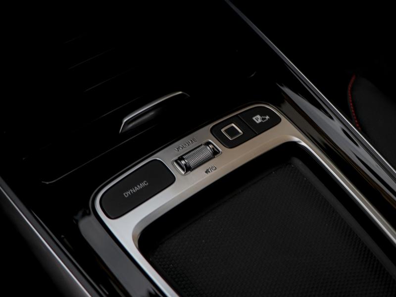 Image MERCEDES-BENZ GLA 200 d 150ch AMG Line 8G-DCT